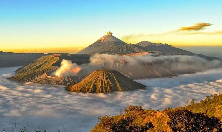 1 Day Bromo Private Day Tour with Madakaripura Waterfall