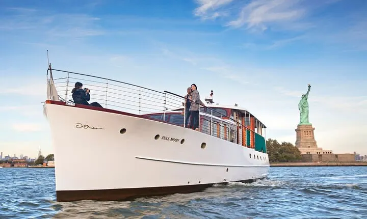 New York City Sightseeing Cruise from Chelsea Piers
