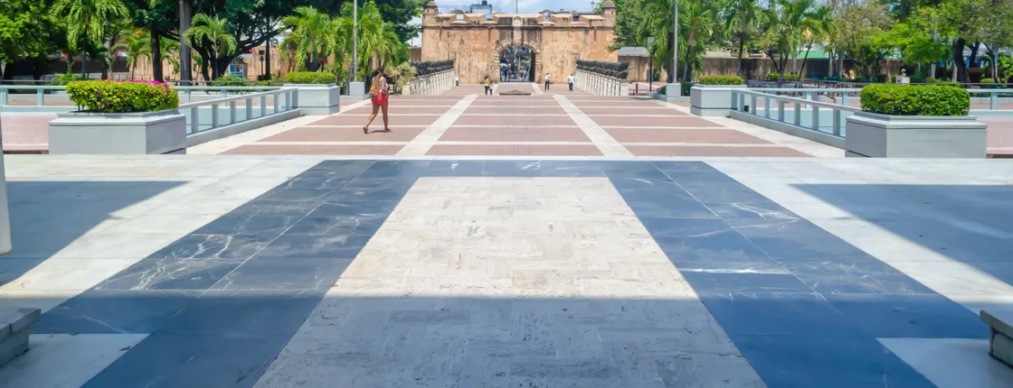 Santo Domingo private tour with 4D cinema experience
