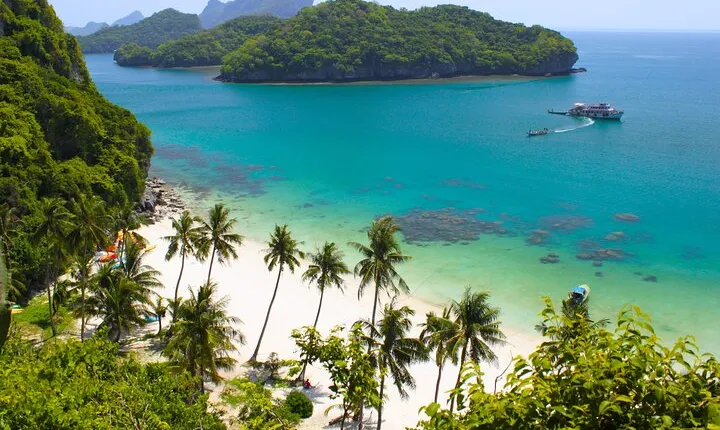 From Samui: Angthong National Park Snorkeling & Kayaking