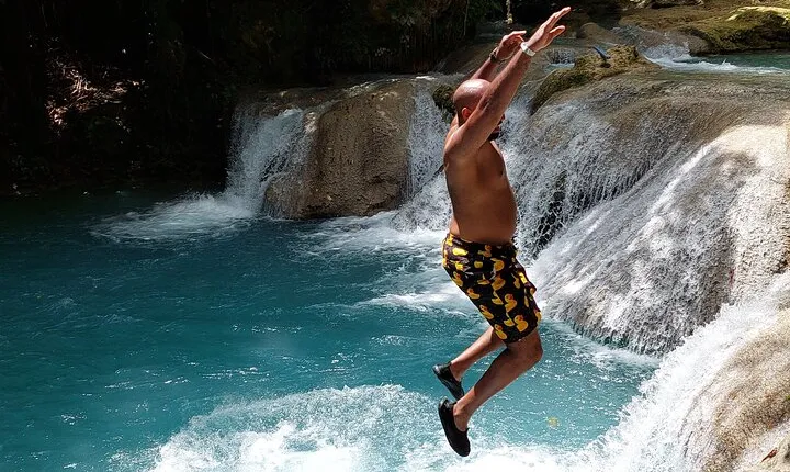 Blue Hole, Secret Falls and River Tubing Combo From Ocho Rios