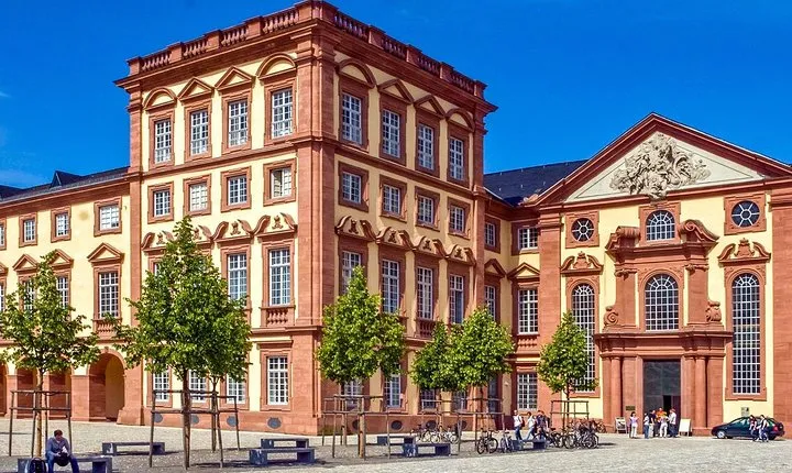 Historic Mannheim: Exclusive Private Tour with a Local Expert