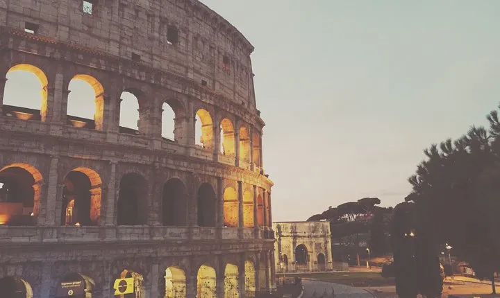Virtual Tour of the Colosseum, Roman Forum and Palatine Hill