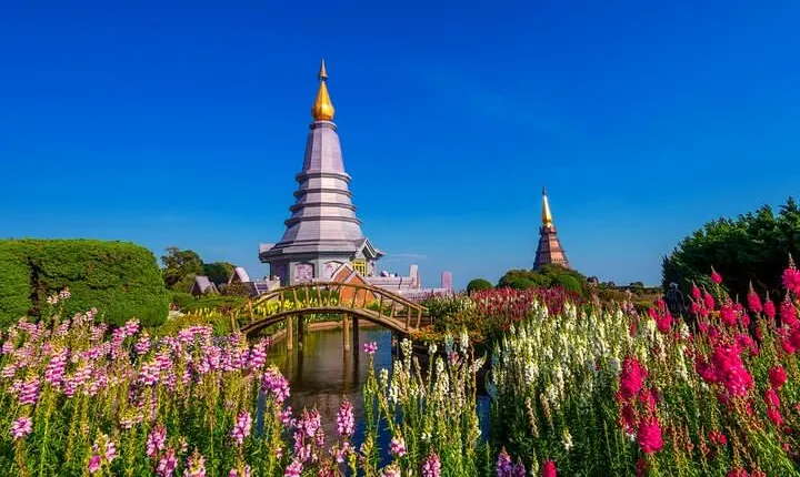 Unforgettable Doi Inthanon Trek: Kew Mae Pan/Pha Dok Seiw
