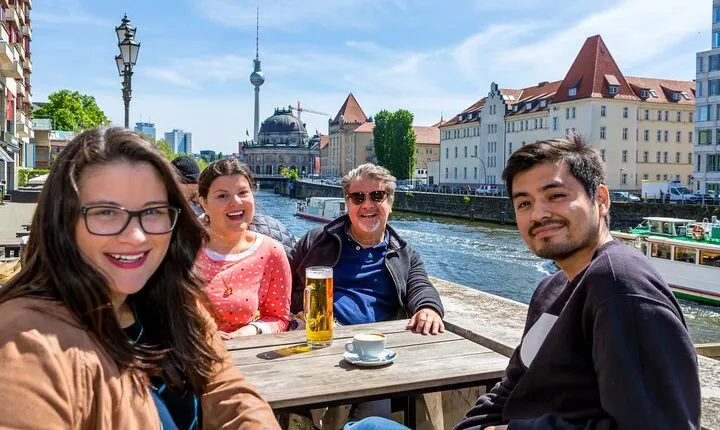 Wonderful Berlin – Private Family Walking Tour
