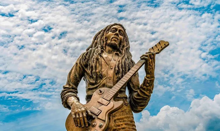 Bob Marley Mausoleum & Dunn’s River Falls Private Tour