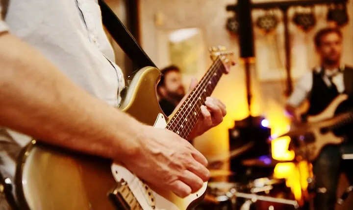 Ramones and NYCs Punk Rock Scene Private Walking Tour