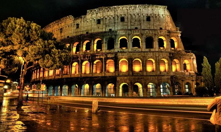 Rome by Night: private tour with driver