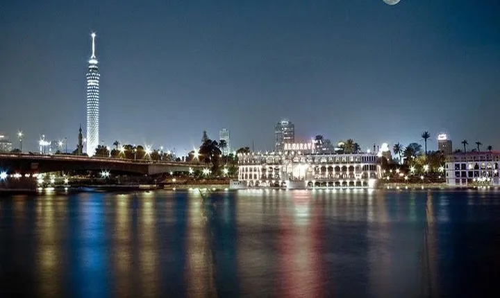 Cairo city tour by night with Cairo tower