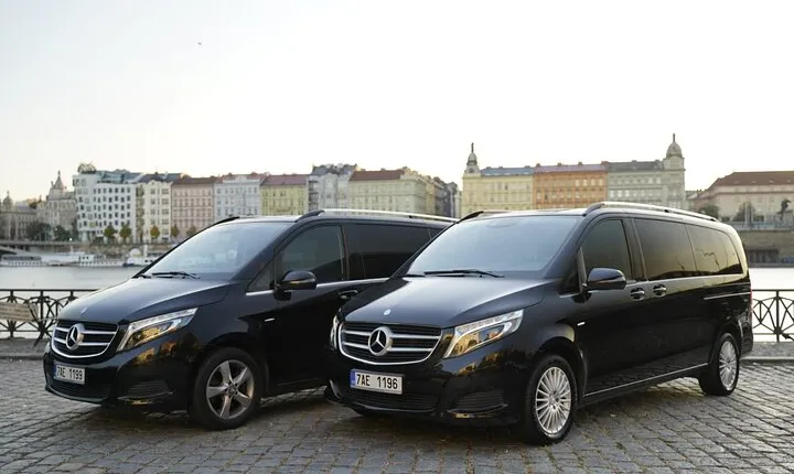 Versailles Private Two Way Transfer