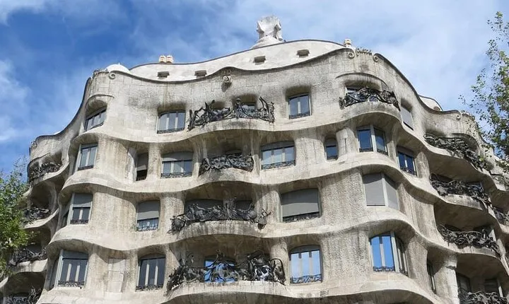 Unlocking Gaudí with Guided Walking Tour Of Casa Milà