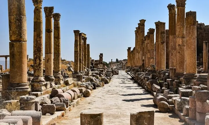 5-Day Premium Private Journey: Eco-Friendly Exploration of Jordan