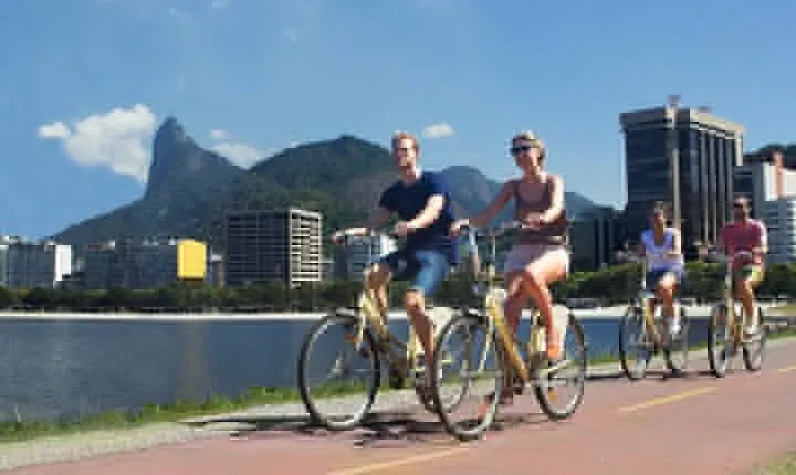 Panoramic Bike Tour - Rio Beaches & Downtown
