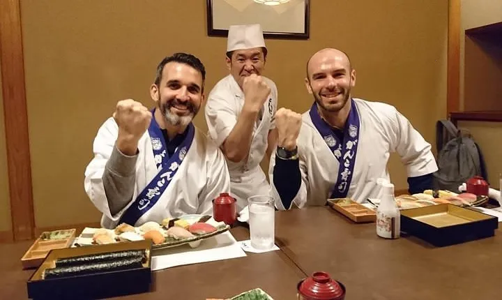 Tsukiji Fish Market Guided Tour and Sushi Making with Pro Chef