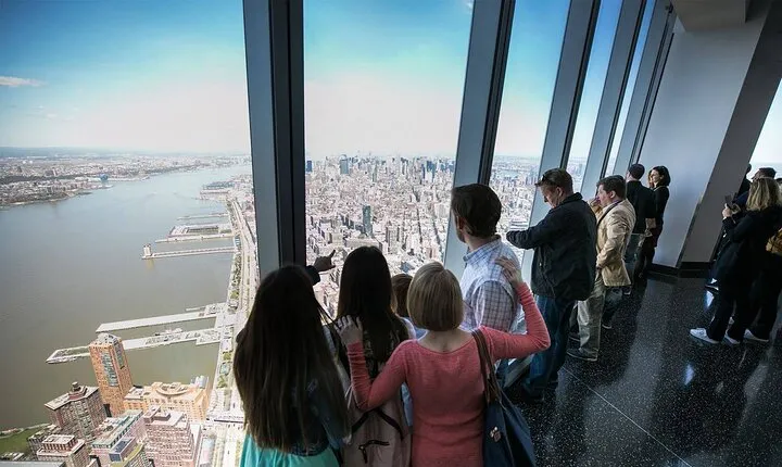 One World Observatory and 3-Hour Manhattan Walking Tour