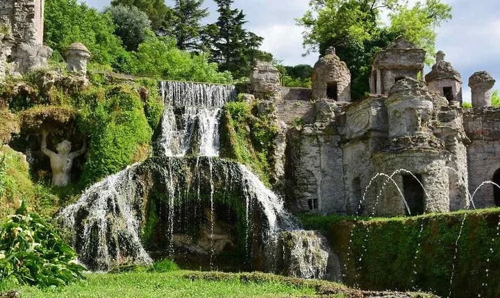 Tivoli and Hadrian's Villa Full day from Rome