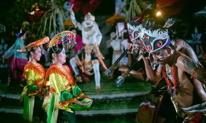 The Balinesia Lu'au - 'A Kampung Bali Experience & Dinner Show'