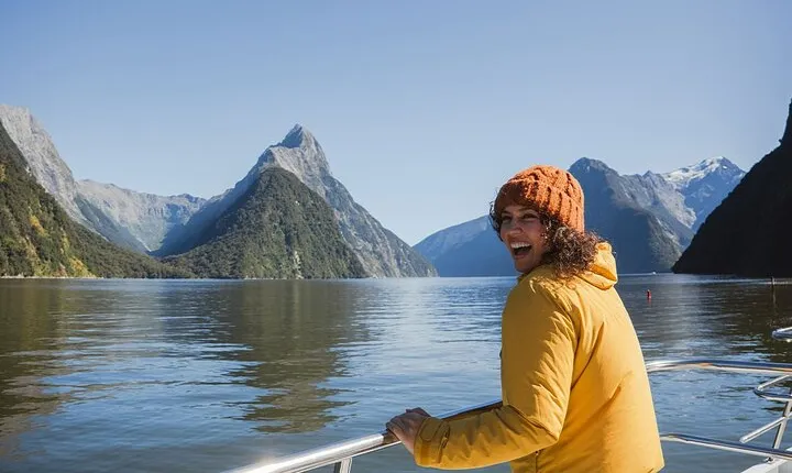 Award Winning Milford Sound Full Day Tour & Cruise from Te Anau