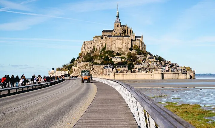 Daytrip to Mont Saint-Michel from Paris