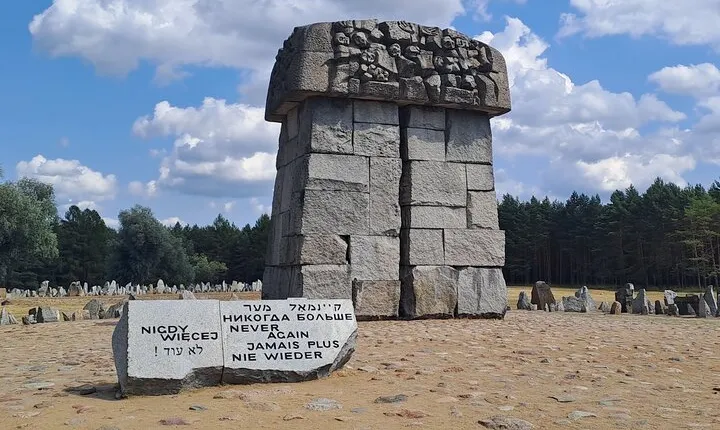 Private tour: Treblinka camp and Polish countryside from Warsaw
