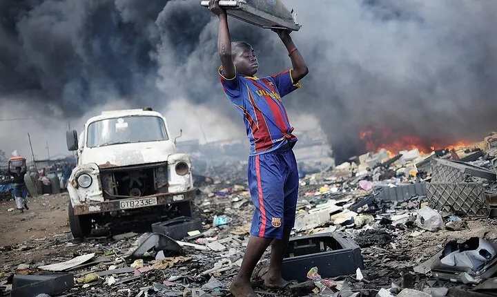Accra E-waste and Recycling experience in Agbogbloshie