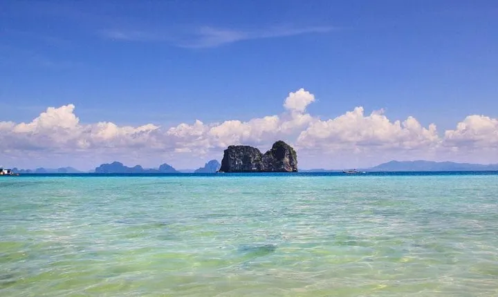 4 Islands Snorkeling with Kayaking Mangrove Forest Adventure from Lanta