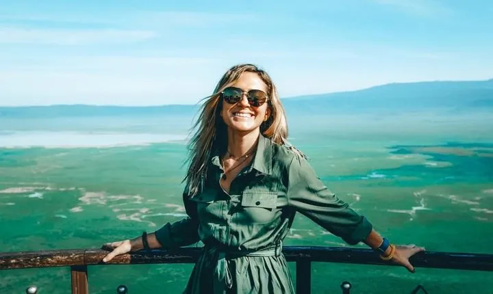 5-Days Private Midrange Safari: Serengeti, Ngorongoro & Manyara