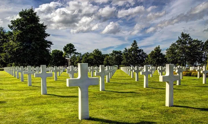 D-Day & Mont St Michel 2 Days Tour