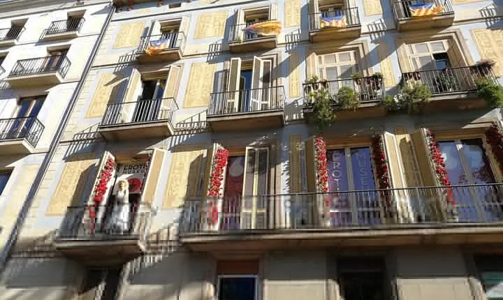 Skip the Line: Erotic Museum of Barcelona Admission Ticket with free souvenir