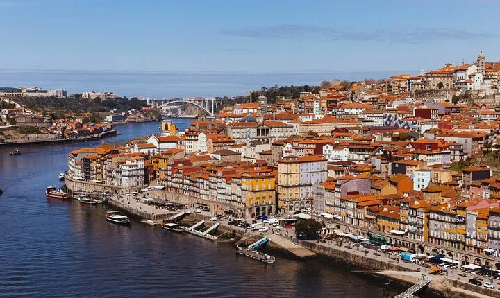 Porto PRIVATE TOUR With Locals: Highlights & Hidden Gems