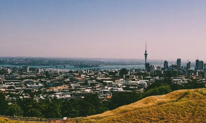 Auckland Full Day Attractions & Museums Tour