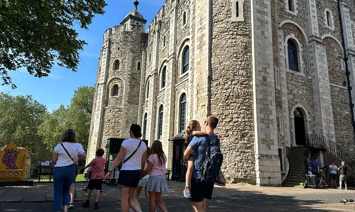 Tower of London for kids & families Private Guided Tour with pre-booked Tickets