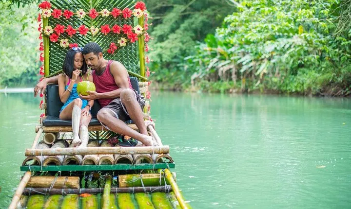 Montego Bay Highlight and Shopping Tour With Bamboo River Rafting
