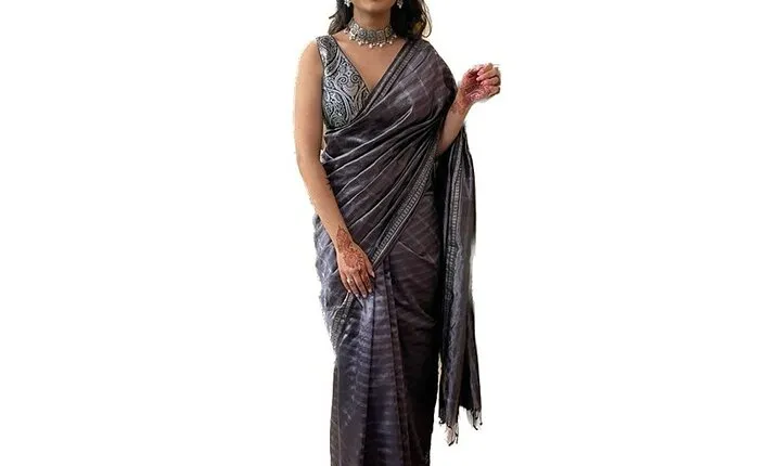 Experience Saree Draping in Delhi - Indian Cultural Outfit
