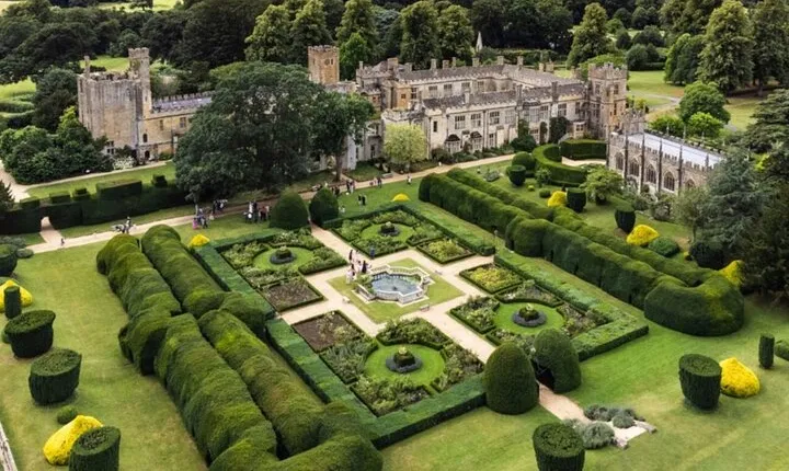 Exclusive Private Tour Sudeley Castle & The Best of the Cotswolds