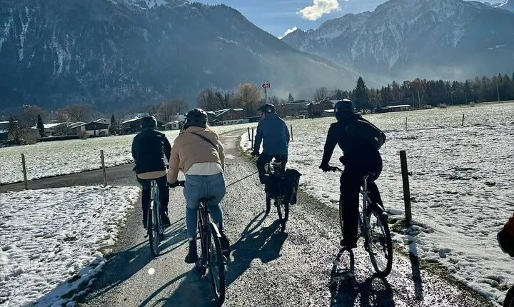 Interlaken Valley Winter E-Bike Tour: Rivers, Lakes & Castles