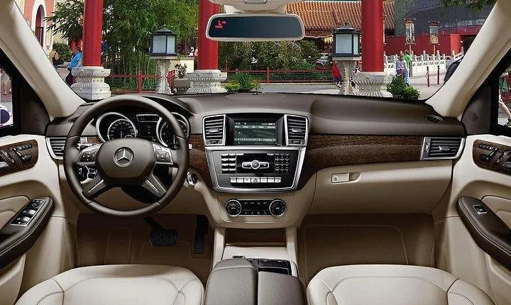 Private Transfer from Vung Tau to Tan Son Nhat (SGN) Airport