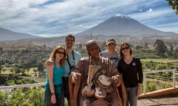 Tour to the Viewpoints and the Monastery of Santa Catalina