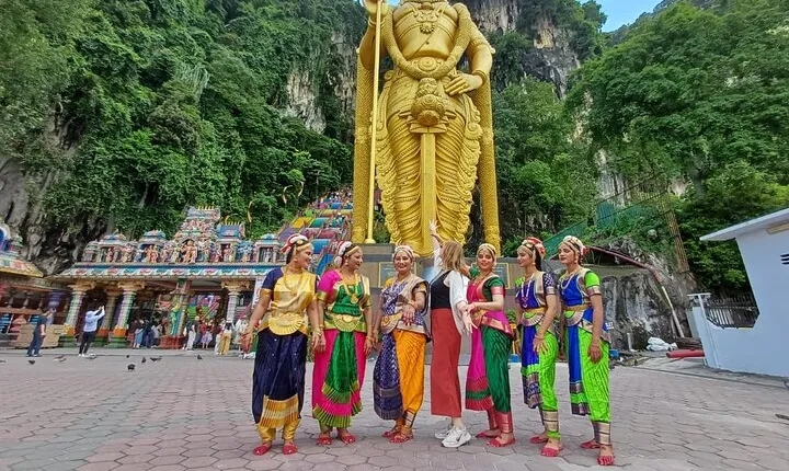 1 Day Private Vehicle With Driver -Explore Malaysia By Your Own Plans