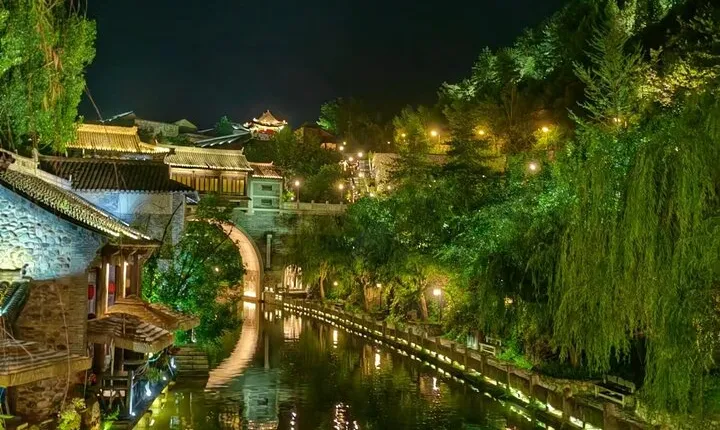 Explore Beijing Gubei WaterTown and Simatai Daytime and Nighttime