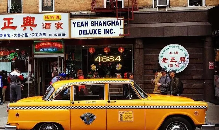Private Tour of Manhattan by Vintage NYC Taxi Cab