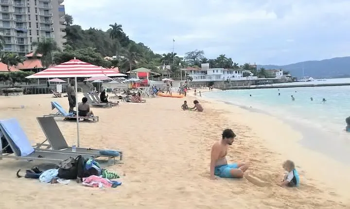 Doctor's Cave Beach, Margaritaville & Shopping from Montego Bay Hotels