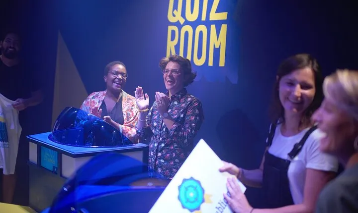 Private Quiz Game Session in Marseille