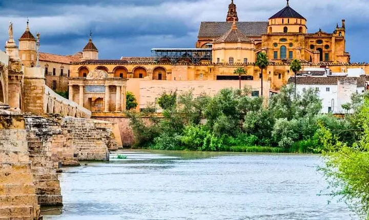 Mosque-Cathedral of Cordoba Guided Tour Skip the Line & Ticket