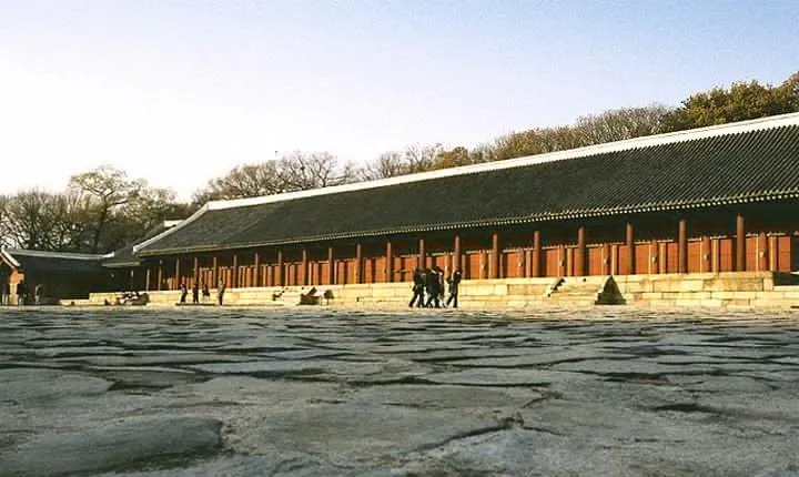 Seoul UNESCO Heritage Tour: Changdeokgung, Jongmyo & Bukchon