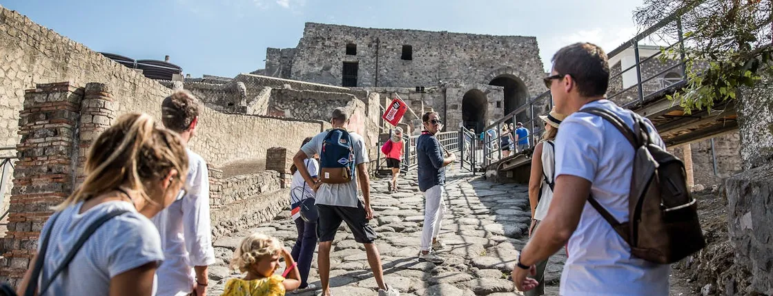 Skip-the-line guided tour of Pompeii from Sorrento