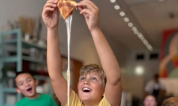 Make Chicago Tavern Style Pizza! A Cooking Class + Dinner Party