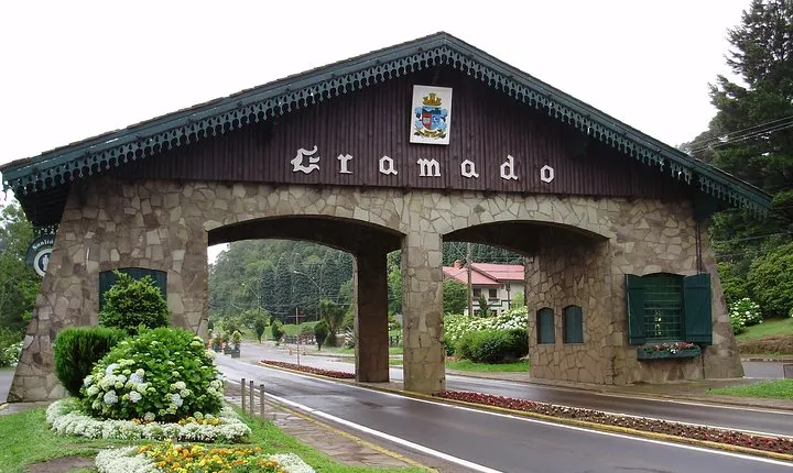 Private transfer from Porto Alegre to Gramado and Canela-RS (IN - OUT)