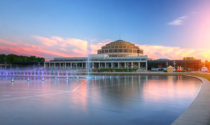 Wroclaw: Multimedia Fountain Evening Show