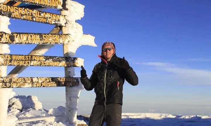 8 Days Kilimanjaro Climbing tour via the Lemosho Route